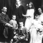 1913: The first and second generation in China – Dr David Dixon Muir and family